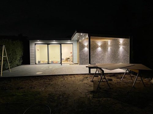 Domestic-garden-office-3